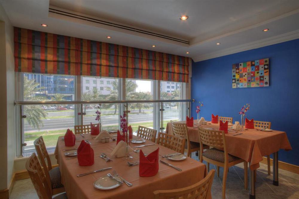 Al Diar Palm Hotel Apartments Abu Dzabi Étterem fotó